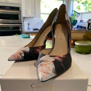 Jessica Simpson floral pumps
